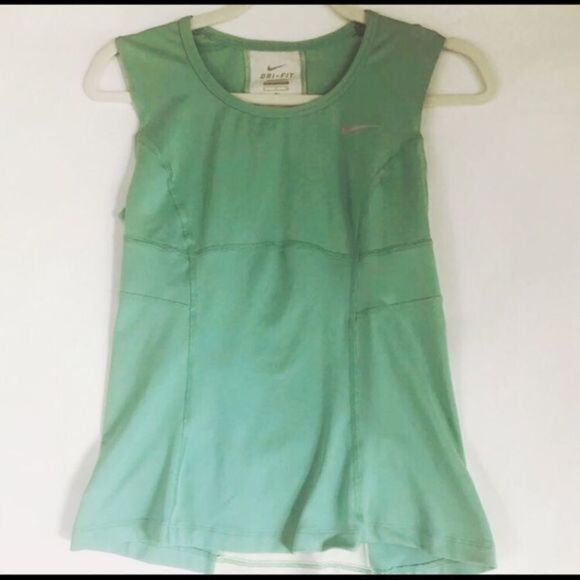 NWOT. Nike Women’s Dri Fit Aqua Top - Picture 2 of 4